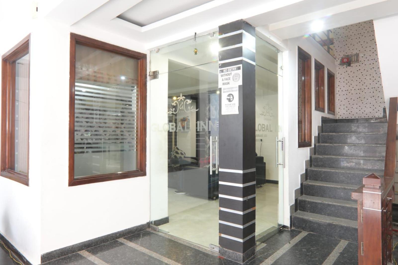 Hotel Global Inn -1 Km From Railway Station - Lift Food And Free Parking Lucknow Dış mekan fotoğraf